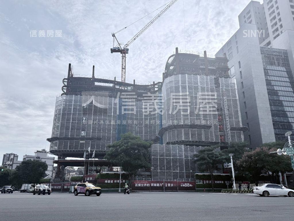 稀有雲頂高樓兩房雙衛平車房屋室內格局與周邊環境