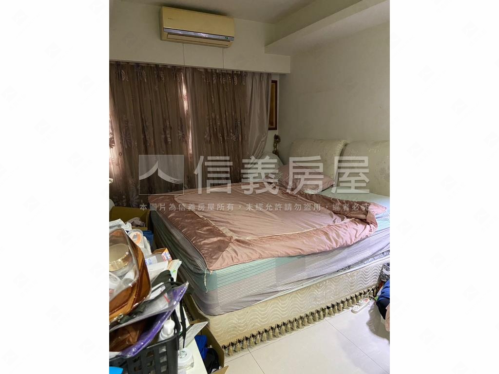 皇家名宮稀有頂樓戶房屋室內格局與周邊環境