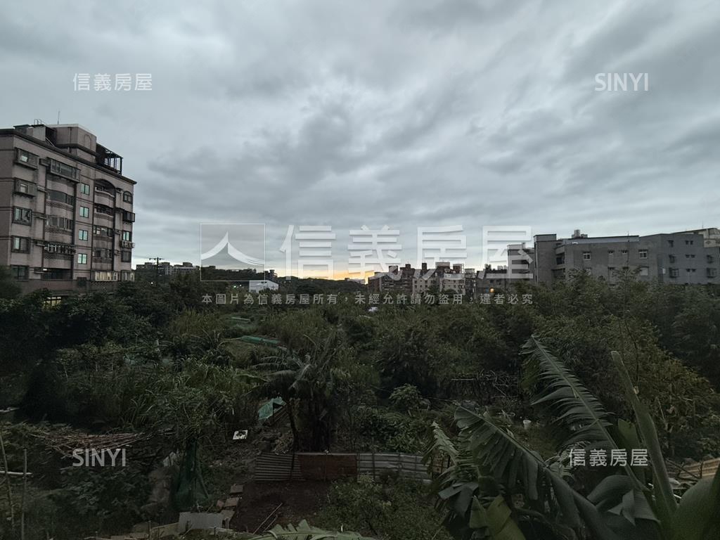 新北創業三芝天下角間金店房屋室內格局與周邊環境
