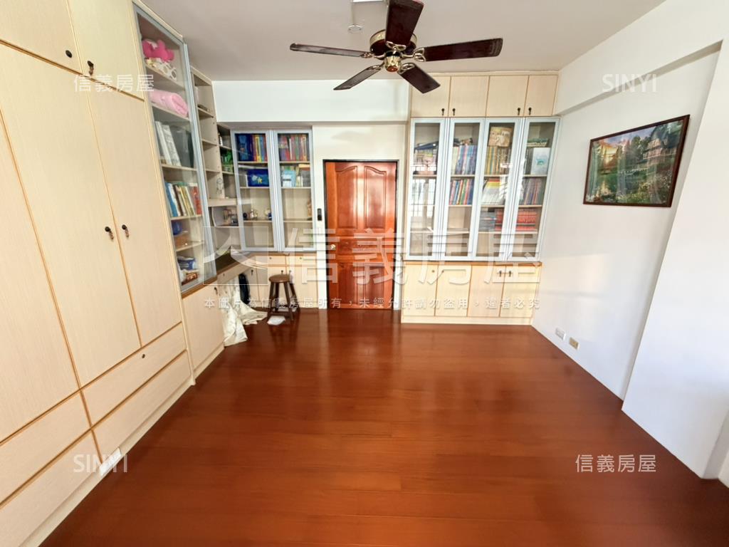 新光國中旁優質店住房屋室內格局與周邊環境