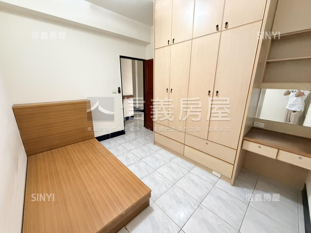 新光國中旁優質店住房屋室內格局與周邊環境