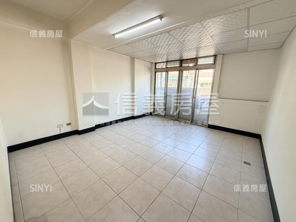 新光國中旁優質店住房屋室內格局與周邊環境