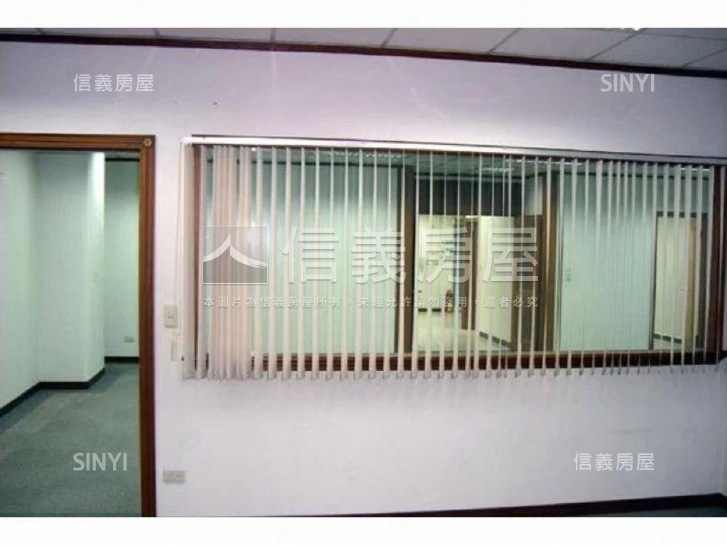 遠東世界面中庭美景廠辦房屋室內格局與周邊環境