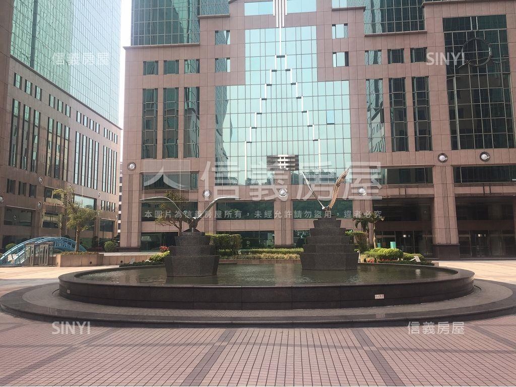 遠東世界面中庭美景廠辦房屋室內格局與周邊環境