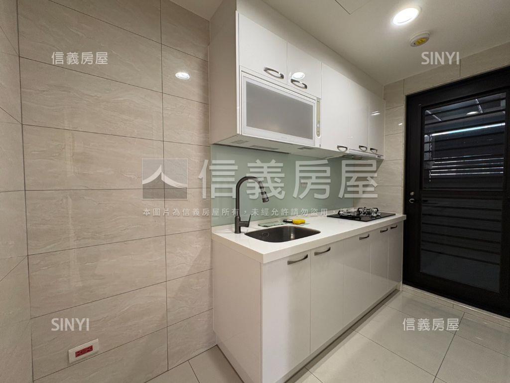 利舟後棟溫馨三房車位房屋室內格局與周邊環境