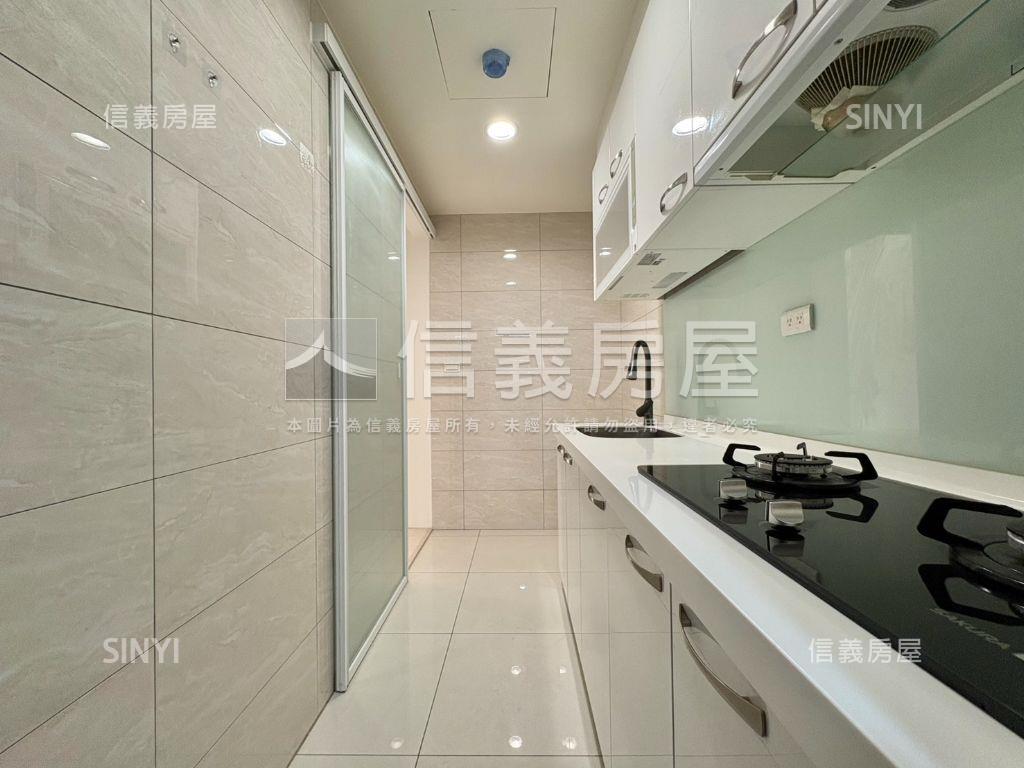 利舟後棟溫馨三房車位房屋室內格局與周邊環境