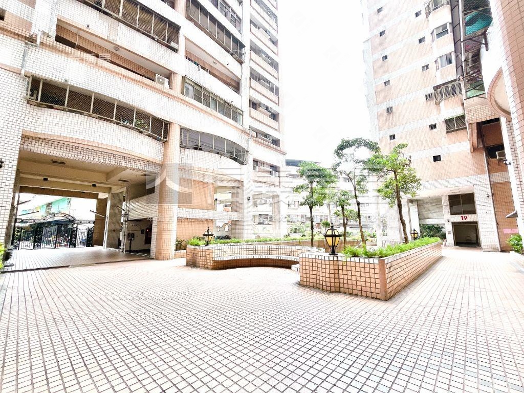 近高醫建工四房平車美屋房屋室內格局與周邊環境