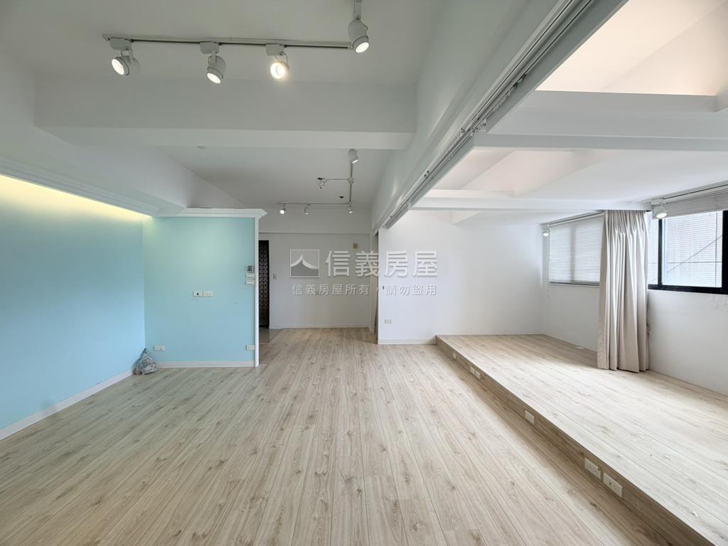 專凱旋名宮看學校朝南戶房屋室內格局與周邊環境