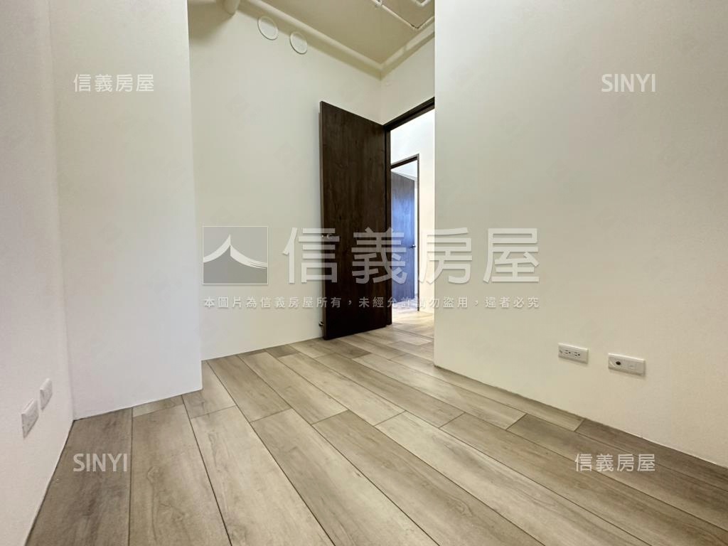 ★鑫建築花園景觀三房車位房屋室內格局與周邊環境