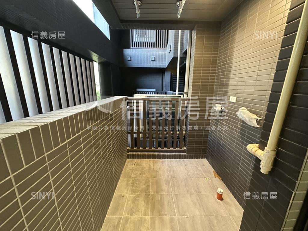★鑫建築花園景觀三房車位房屋室內格局與周邊環境