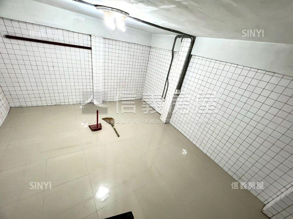 內湖公寓１樓精緻裝潢３房房屋室內格局與周邊環境