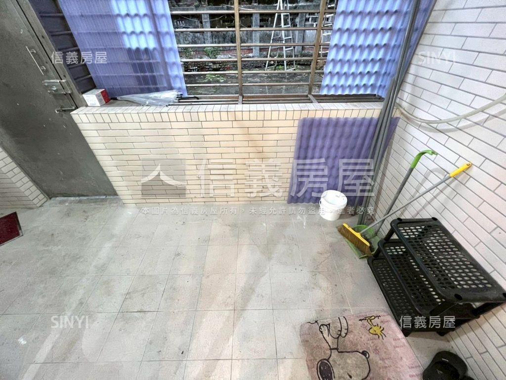 內湖公寓１樓精緻裝潢３房房屋室內格局與周邊環境