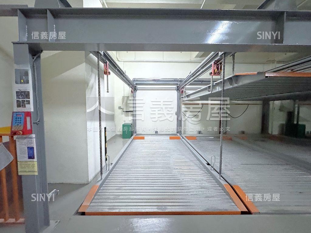 ☆境安樹語次頂樓兩房車位房屋室內格局與周邊環境