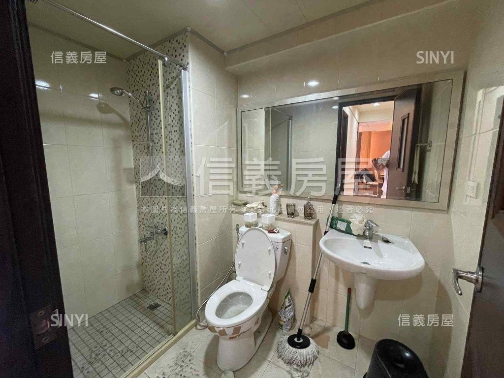 名發新境精美三房平車房屋室內格局與周邊環境