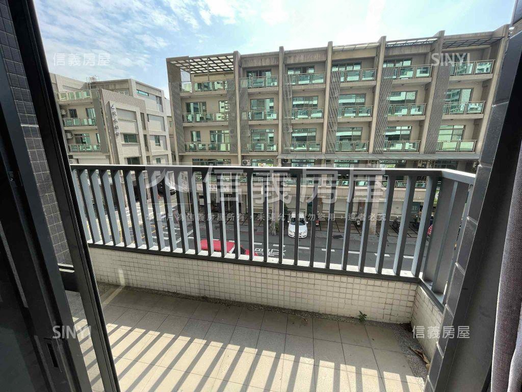 名發新境精美三房平車房屋室內格局與周邊環境