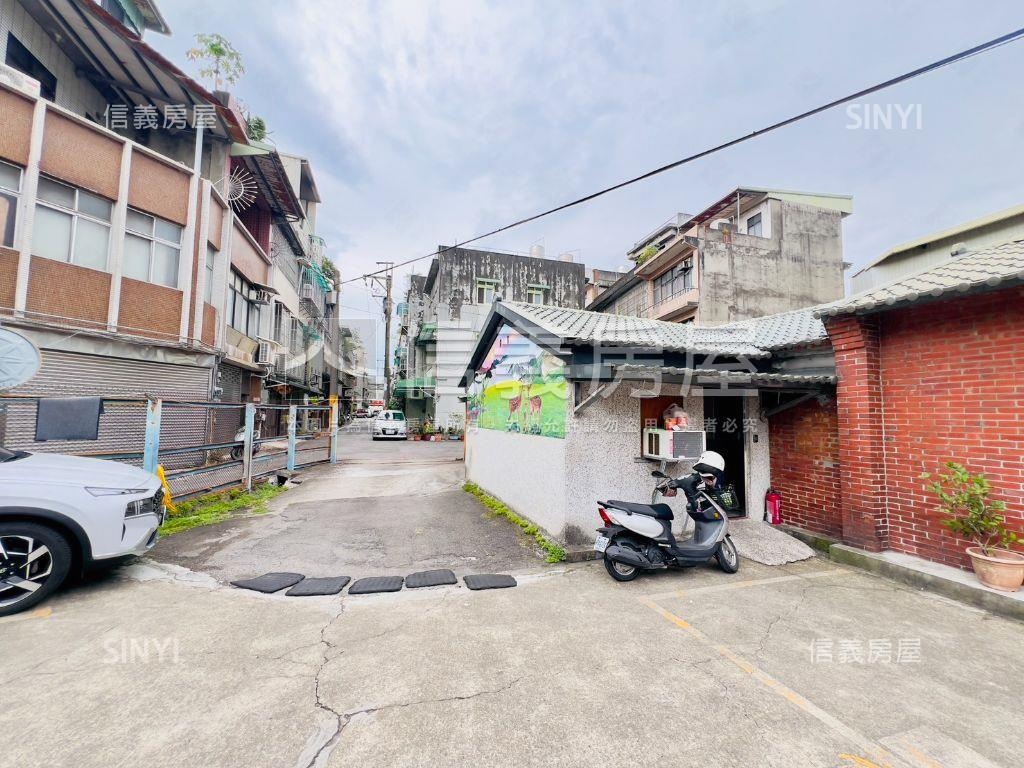地段好！近萬壽路二段土地房屋室內格局與周邊環境