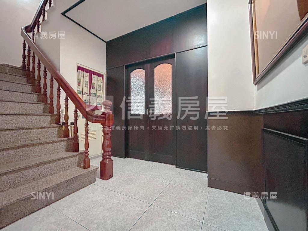 難得釋出屋況佳安平好透天房屋室內格局與周邊環境