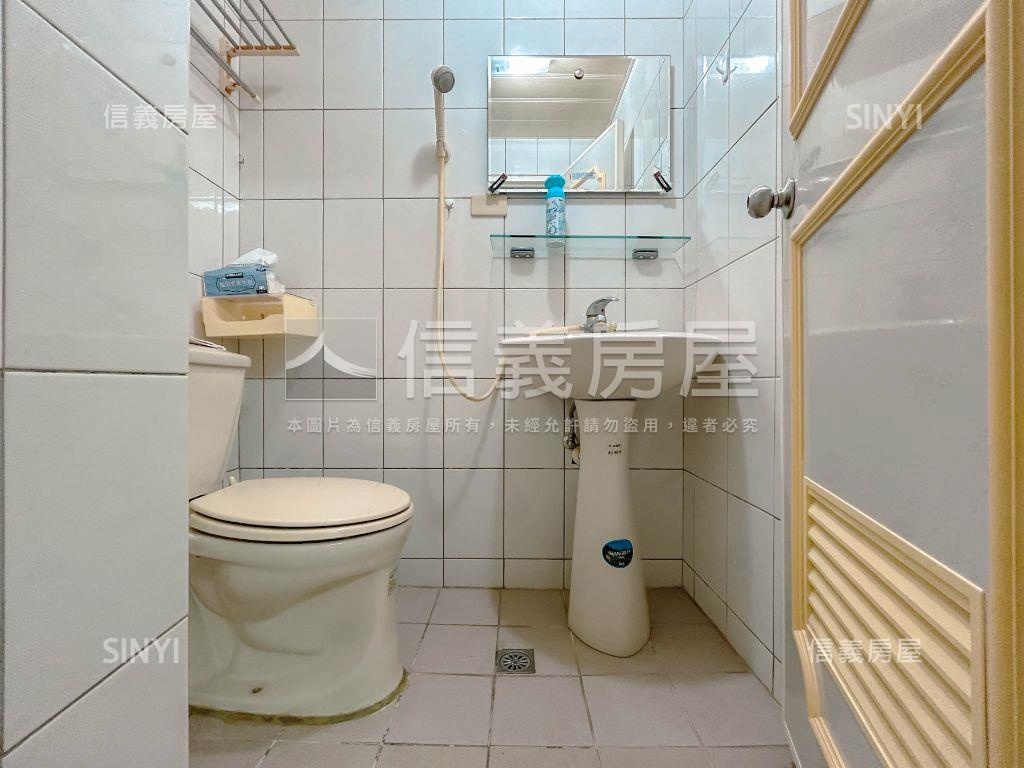 難得釋出屋況佳安平好透天房屋室內格局與周邊環境
