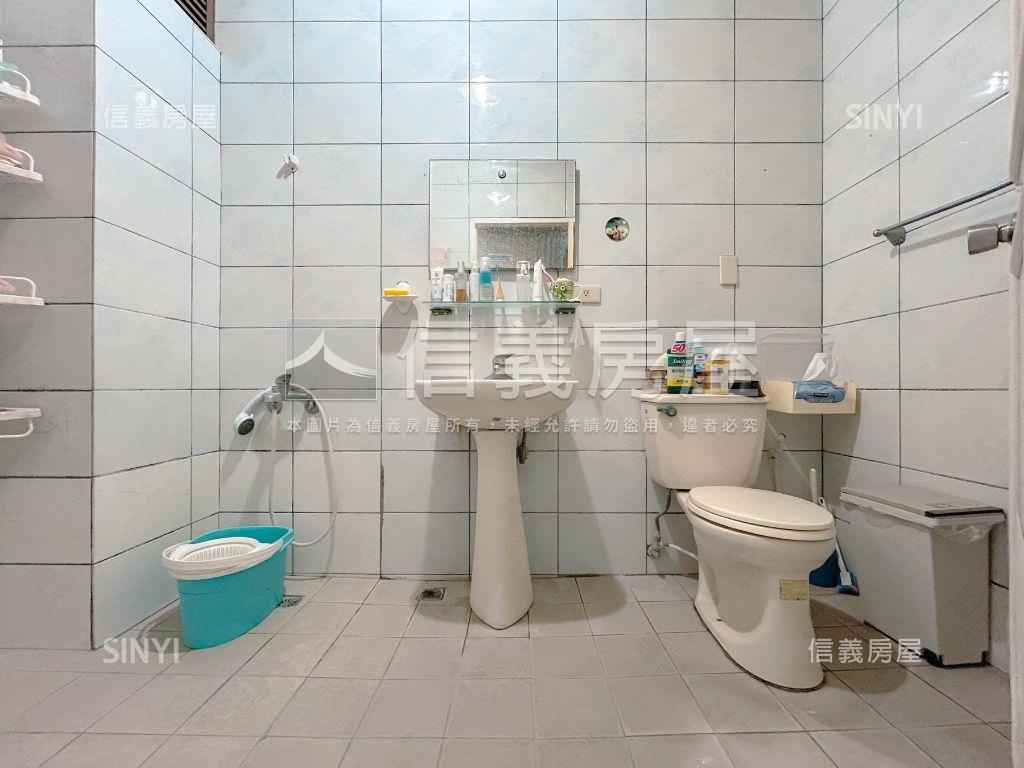 難得釋出屋況佳安平好透天房屋室內格局與周邊環境