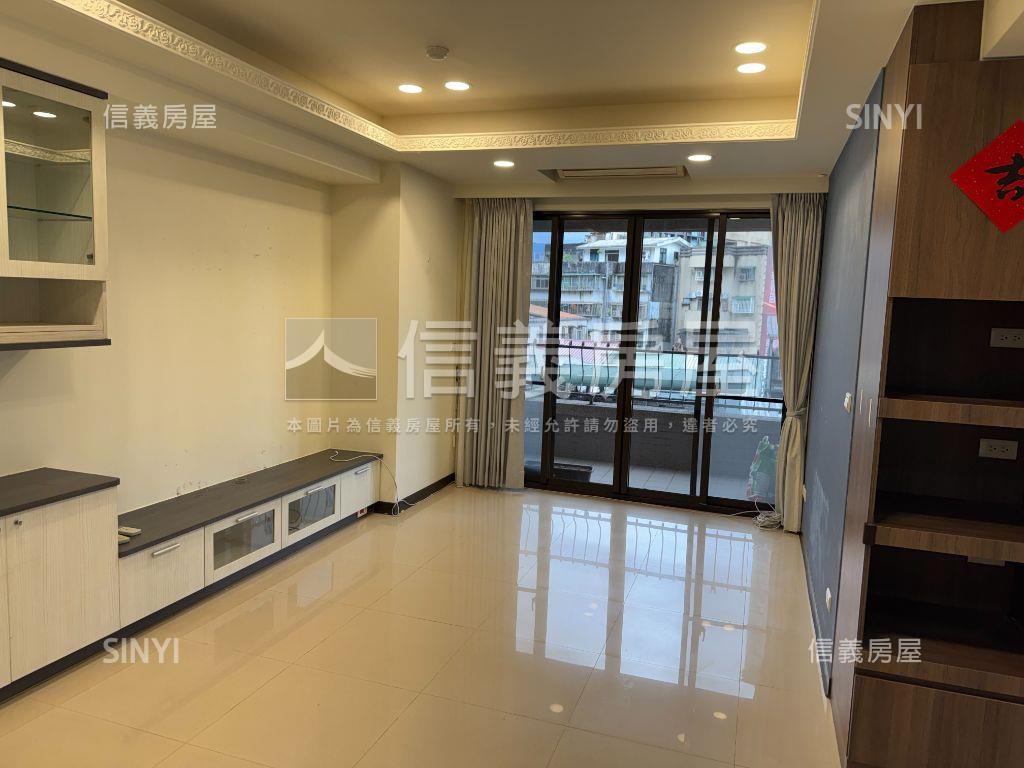 高峰會美兩房房屋室內格局與周邊環境