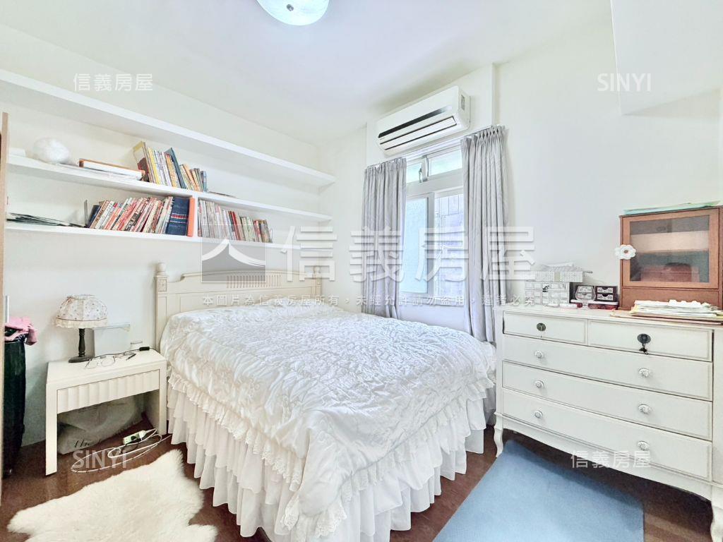 秀山三面採光美寓房屋室內格局與周邊環境