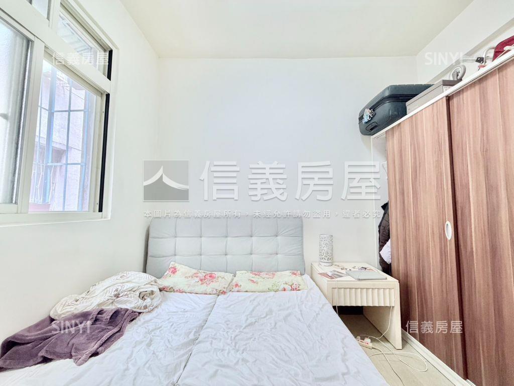 秀山三面採光美寓房屋室內格局與周邊環境