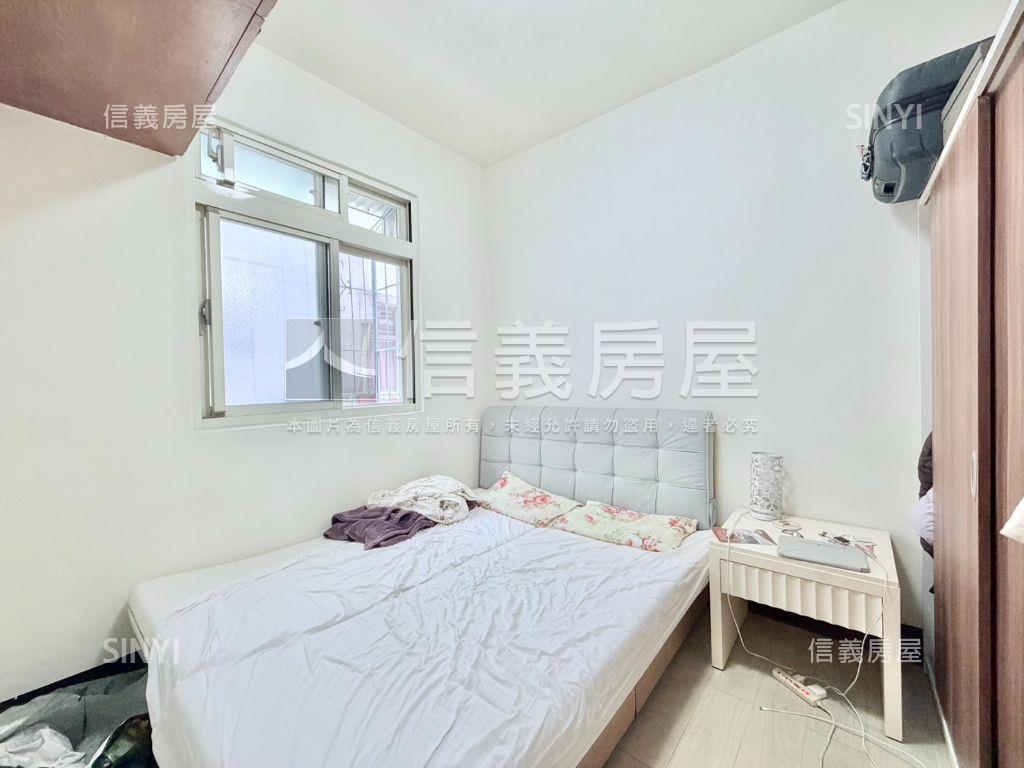 秀山三面採光美寓房屋室內格局與周邊環境