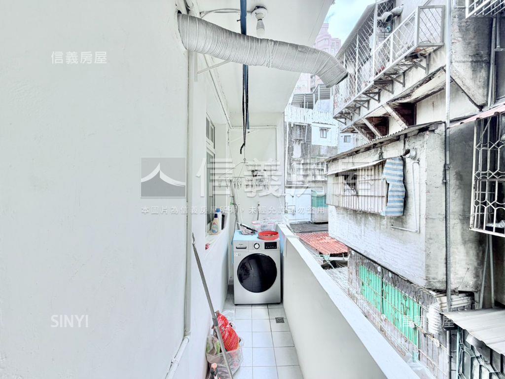 秀山三面採光美寓房屋室內格局與周邊環境