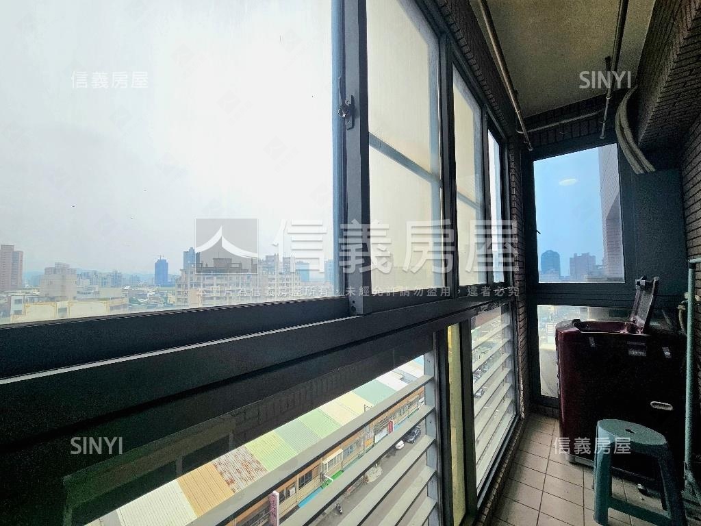 太子蘭坊高樓層四房雙平車房屋室內格局與周邊環境