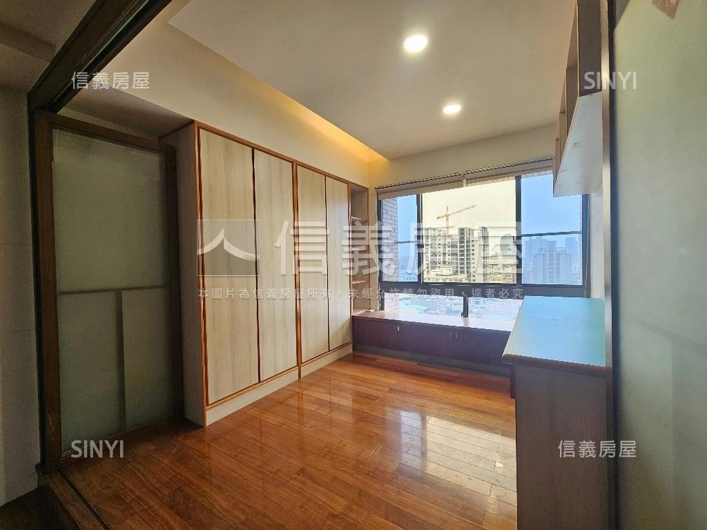 太子蘭坊高樓層四房雙平車房屋室內格局與周邊環境