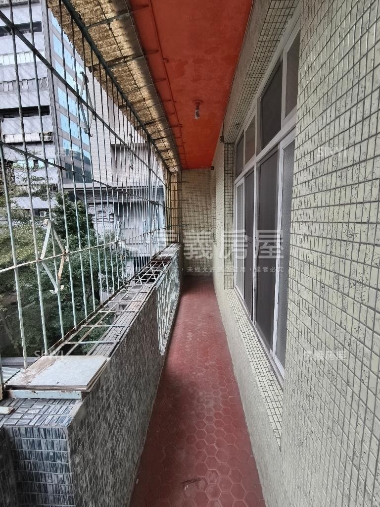 近捷運復興方正三樓雅寓房屋室內格局與周邊環境