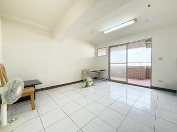 興大視野美四房車位