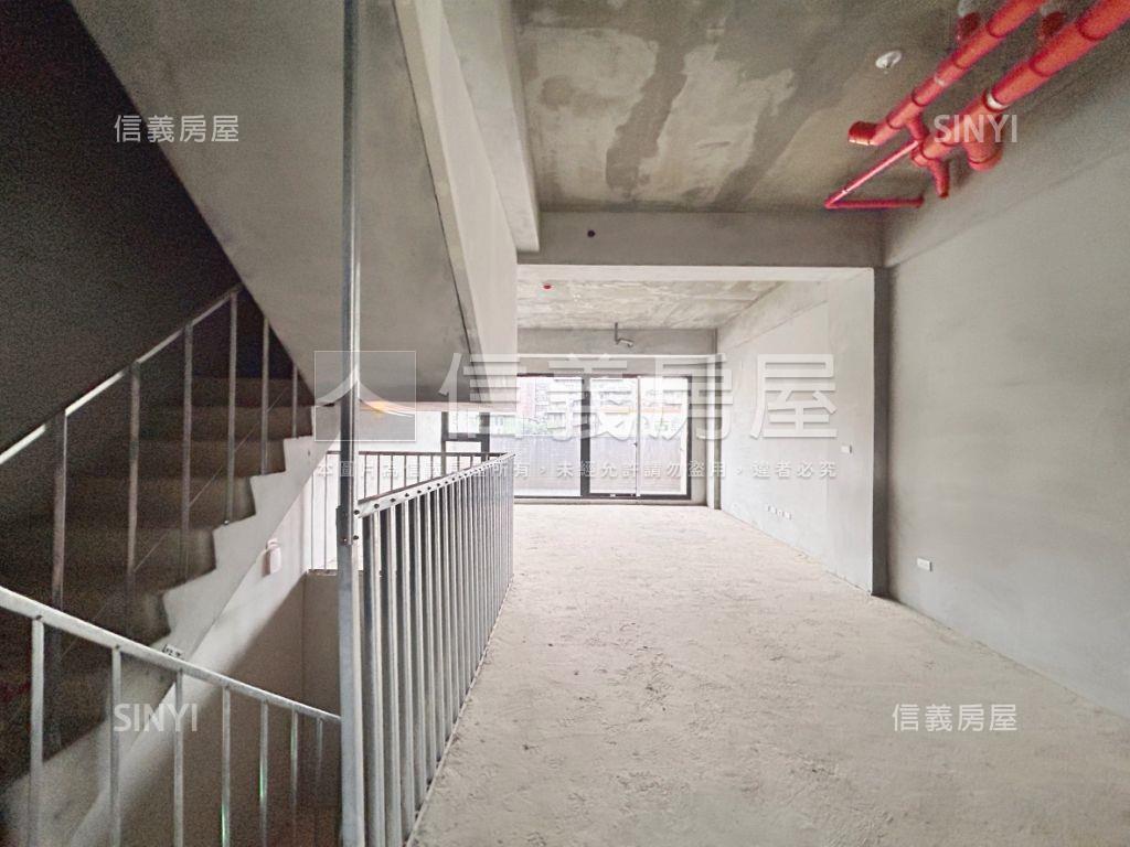 皇辰揚品天下珍稀透店大戶房屋室內格局與周邊環境