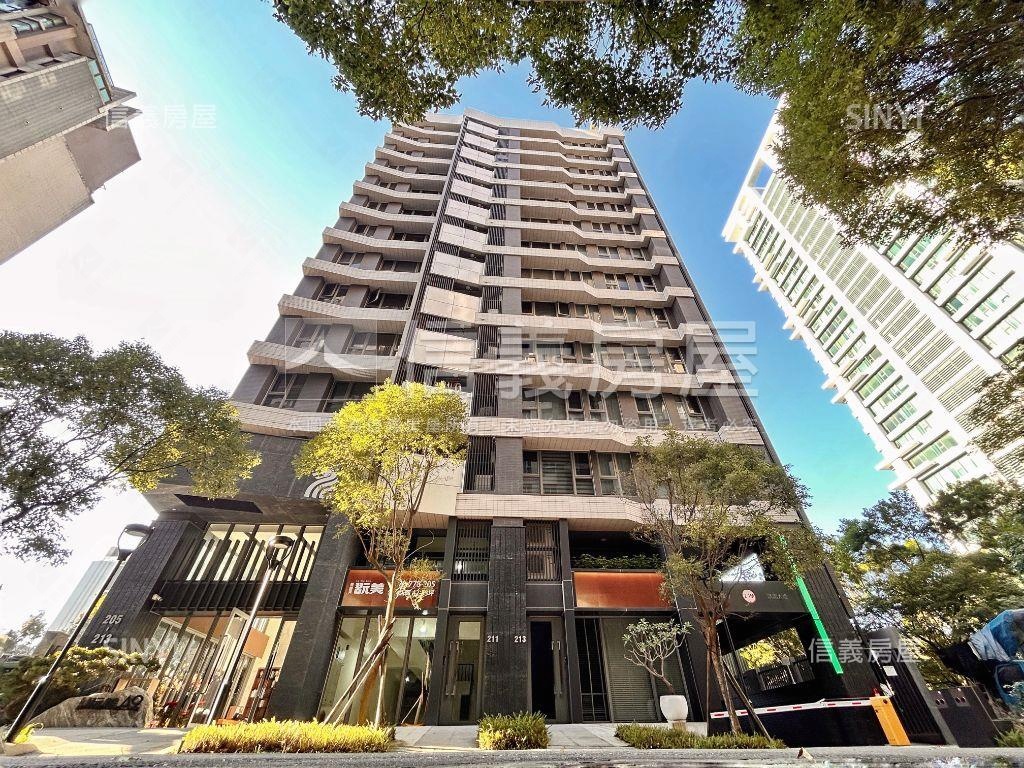 近捷運Ａ９翫美店面Ｓ２房屋室內格局與周邊環境