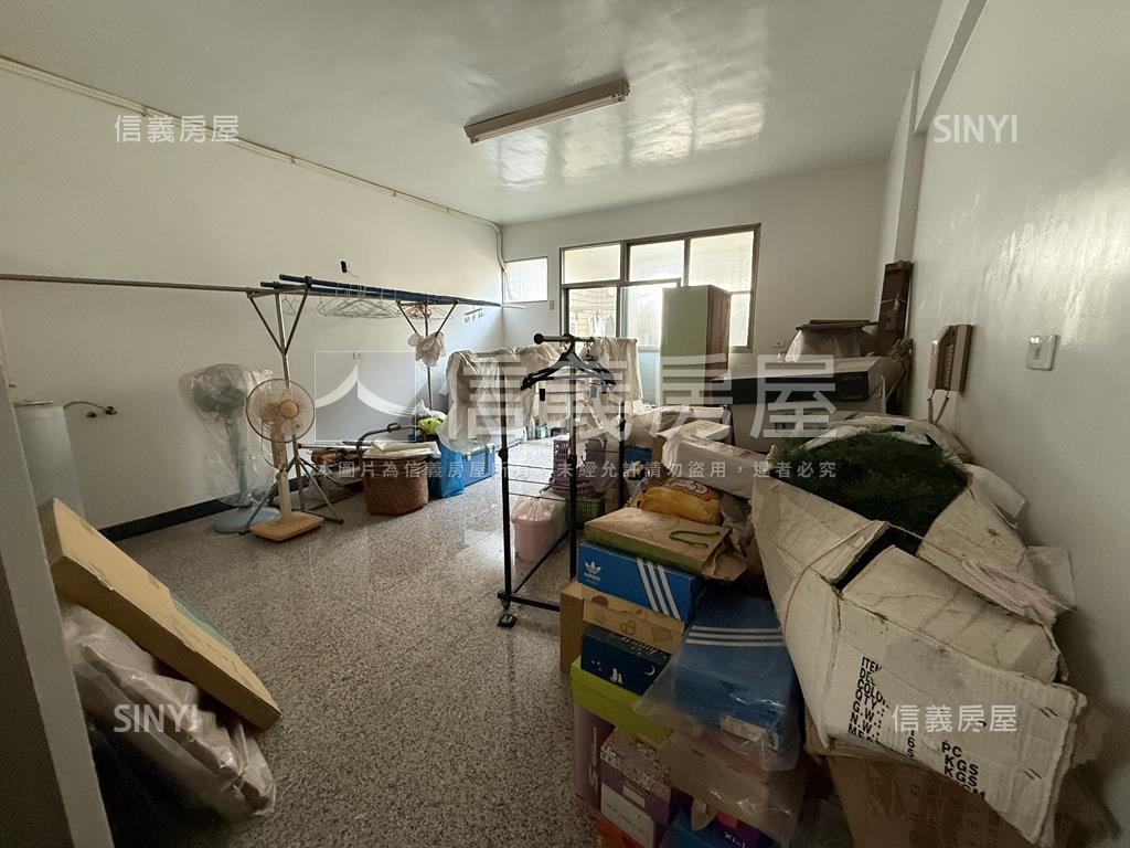 稀有釋出府平路金店住房屋室內格局與周邊環境