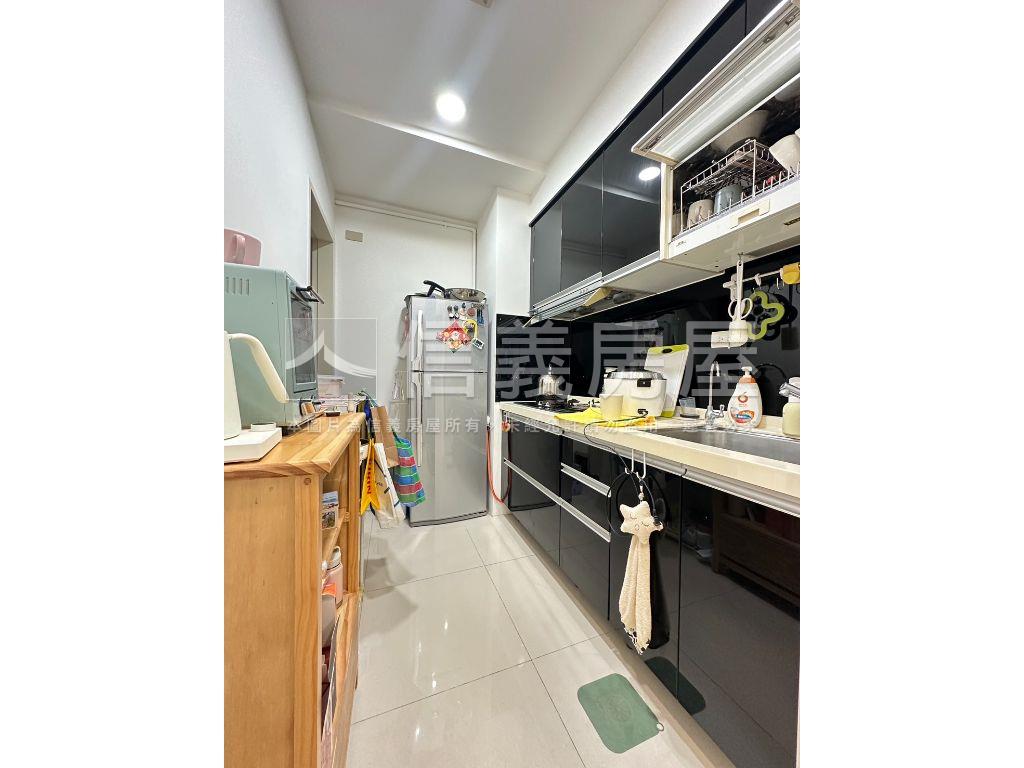 文山河岸電梯兩房房屋室內格局與周邊環境