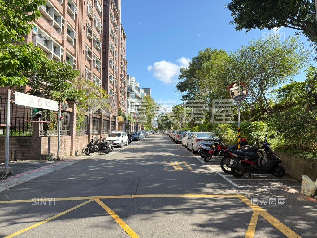 文山河岸電梯兩房房屋室內格局與周邊環境