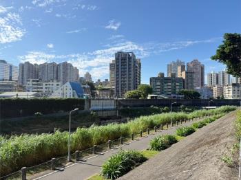 文山河岸電梯兩房