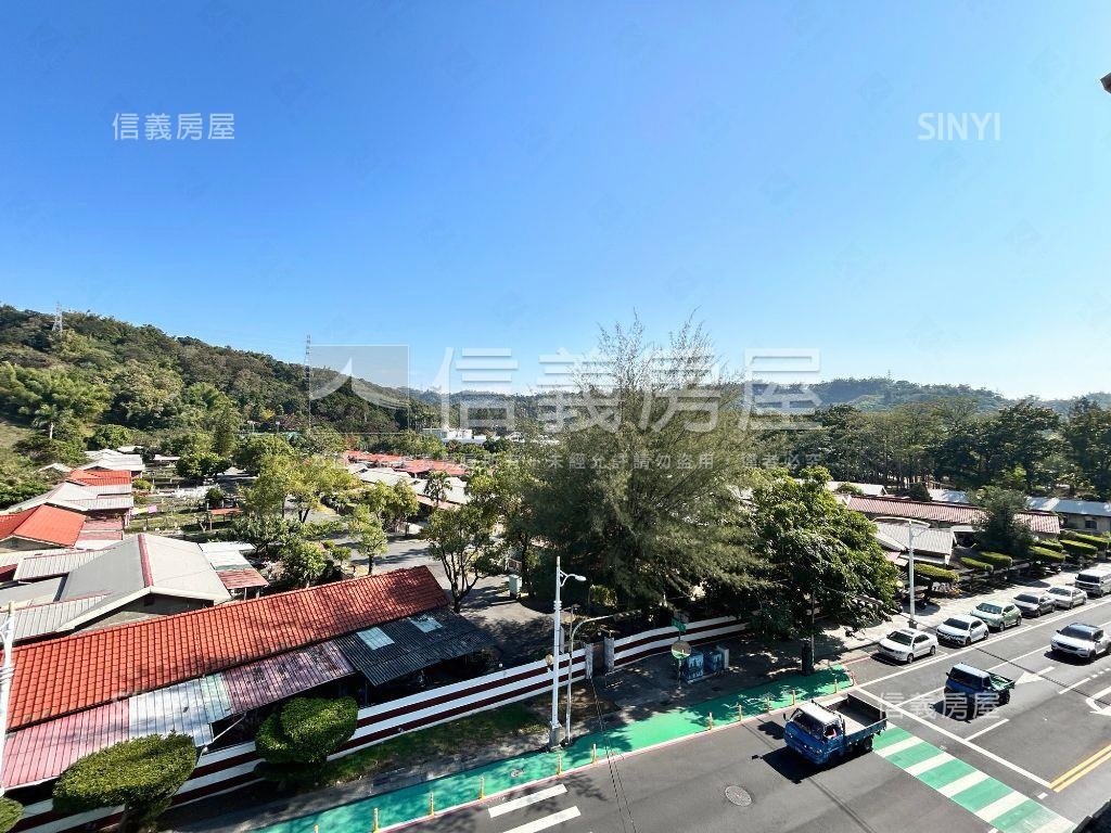 霧峰中正路稀有臨路透店房屋室內格局與周邊環境