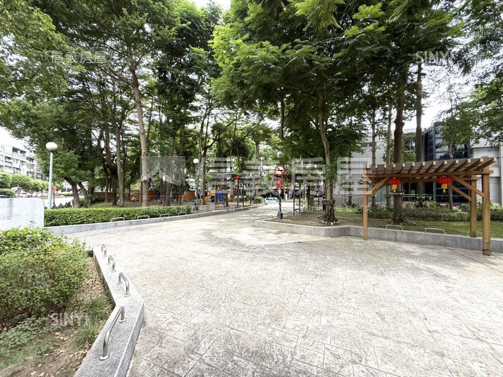 貴陽街陽光邊間起家厝房屋室內格局與周邊環境