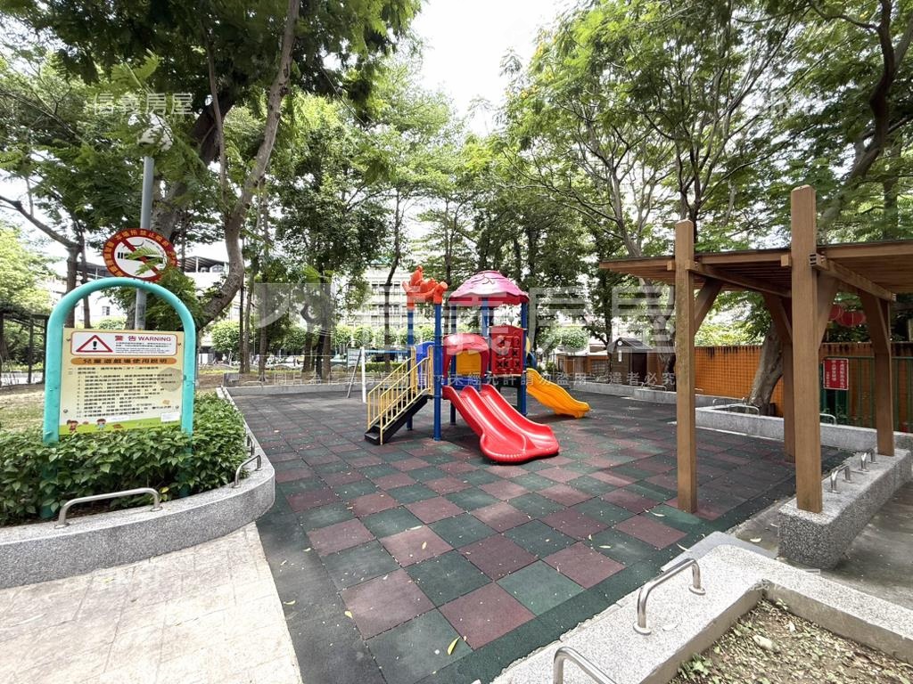 貴陽街陽光邊間起家厝房屋室內格局與周邊環境