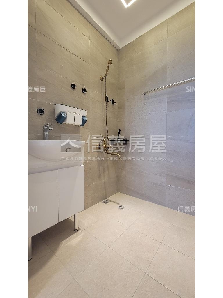 近未來捷運總圖大清卓越房屋室內格局與周邊環境