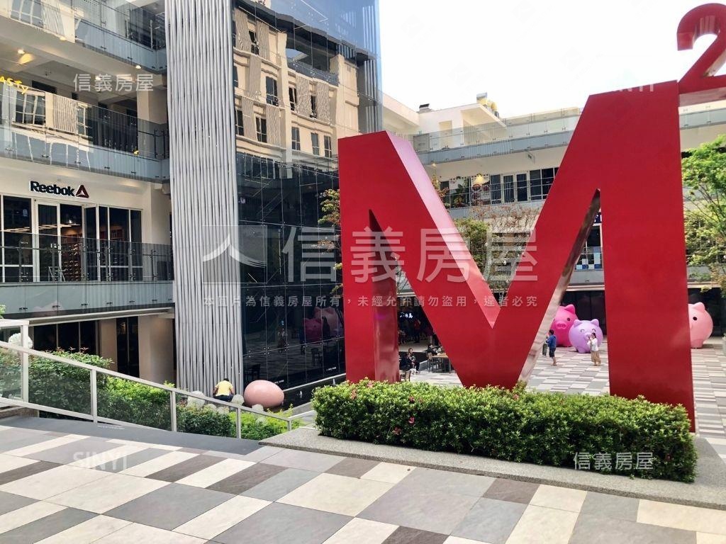 正西屯路朝南角店房屋室內格局與周邊環境