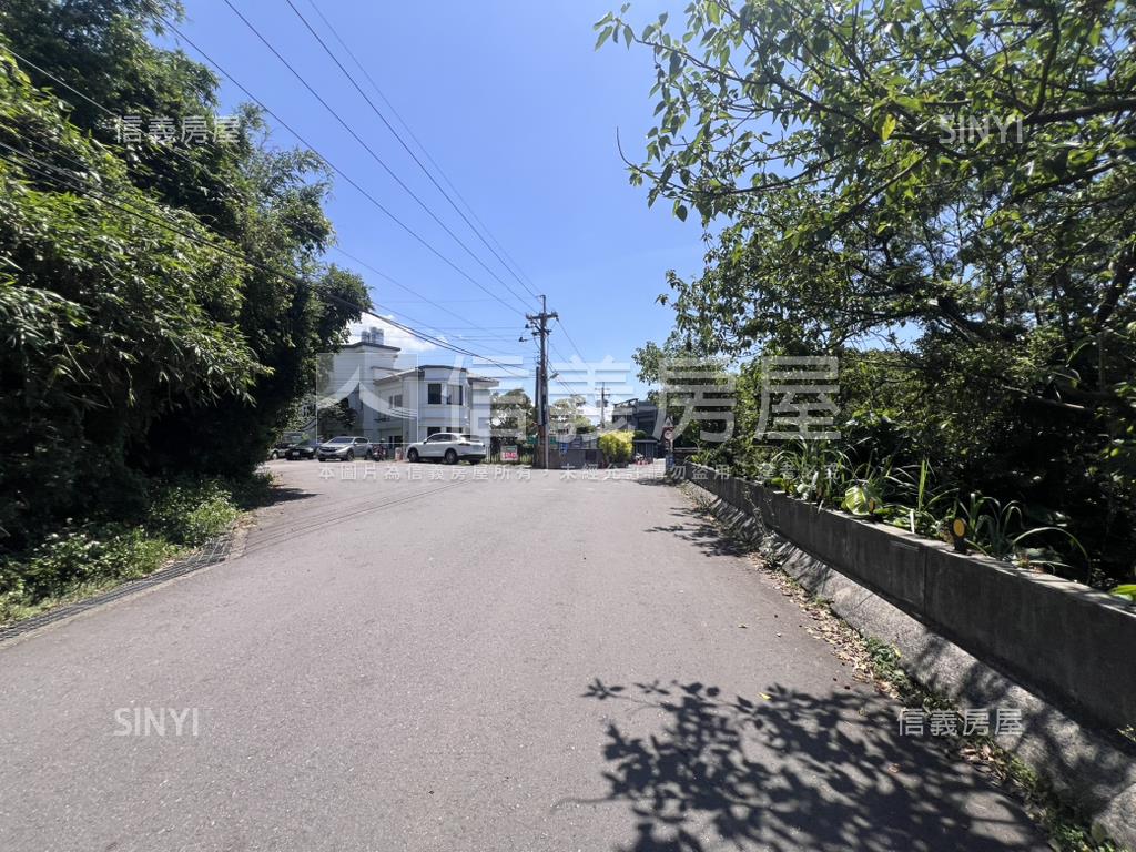 陽明山新安段土地房屋室內格局與周邊環境