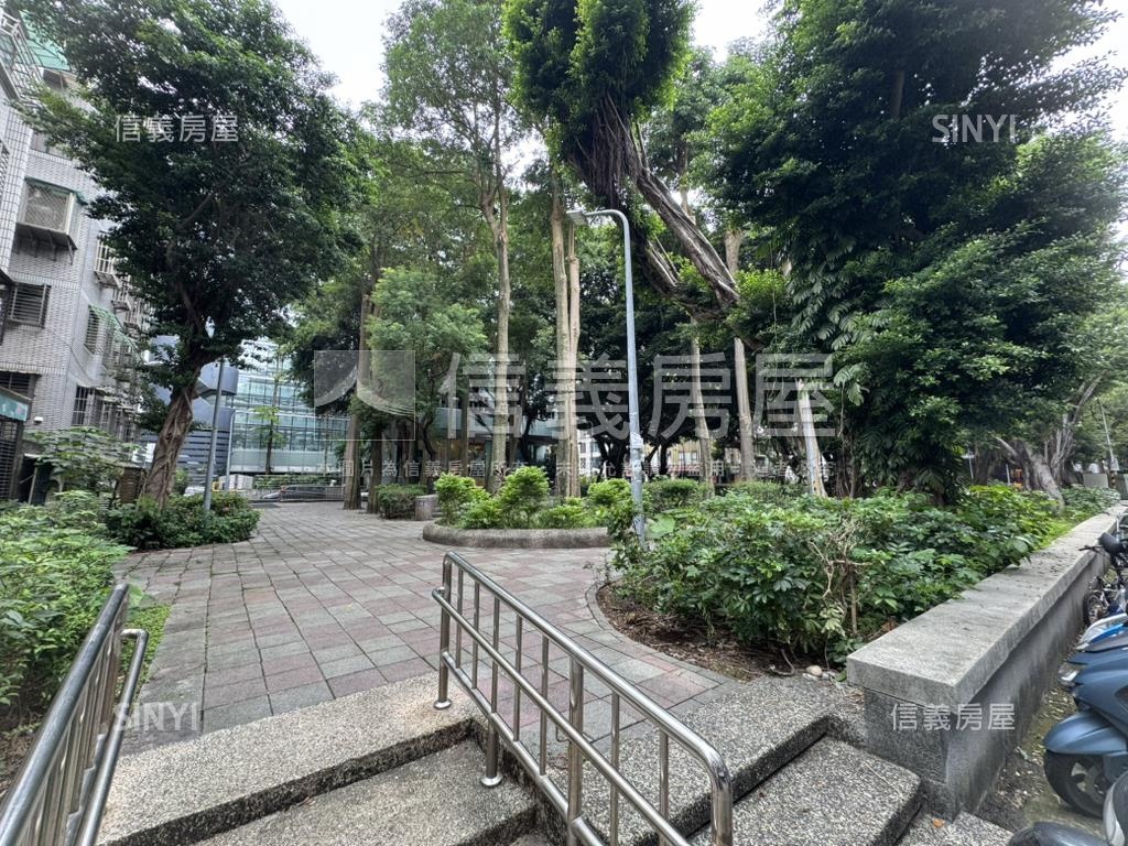 雙城晴光面公園電梯套房房屋室內格局與周邊環境