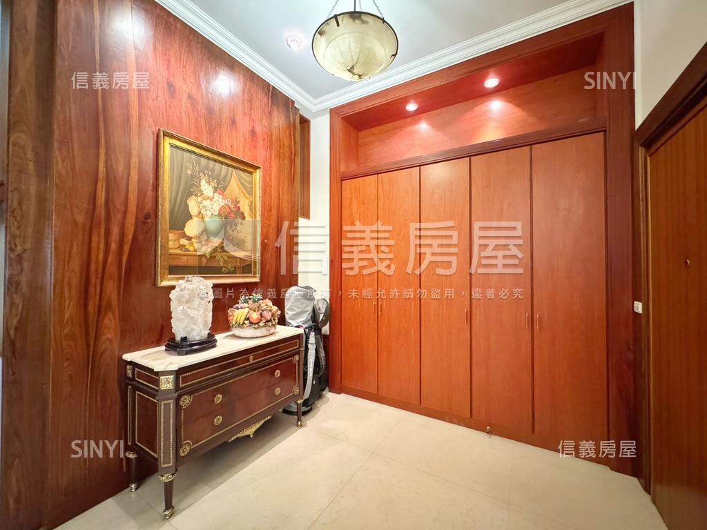 鄰高鐵．大地坪大面寬車墅房屋室內格局與周邊環境