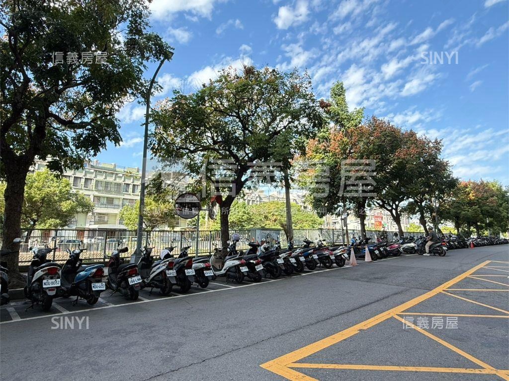 中山醫柳岸花明收租十套房屋室內格局與周邊環境