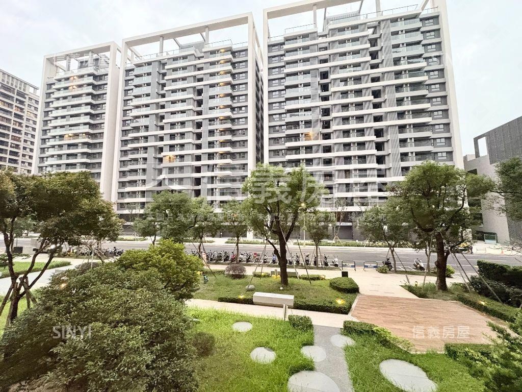 仁武全誠質感兩房平車房屋室內格局與周邊環境