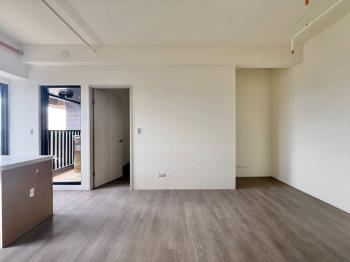 發財樓。視野兩房車位