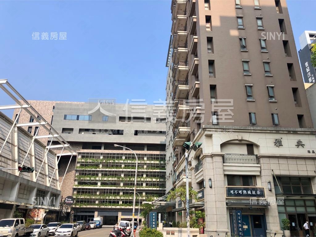 遠百旁角間大店面房屋室內格局與周邊環境